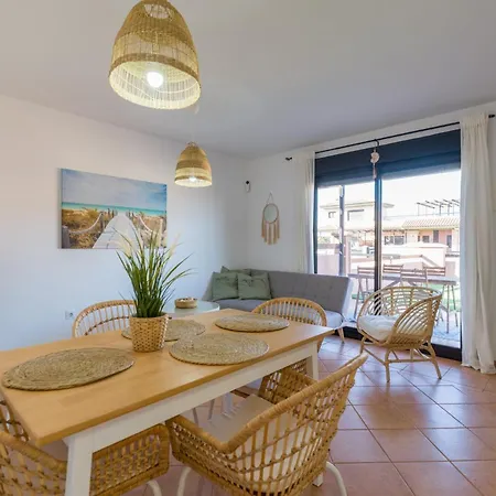 Private Terrace Majanicho -garden & Pool Apartment La Oliva
