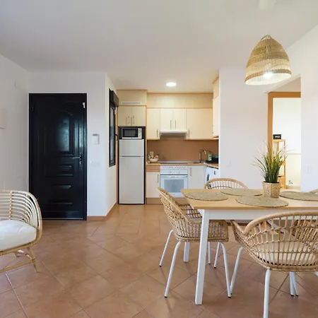 Appartement Private Terrace Majanicho -garden & Pool
